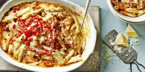 chicken_pasta_bake_25701_16x91-e1720607966876.webp